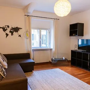 Domus - Accogliente Residenza Rocchetto A 25mt Da Piazza Erbe Verona